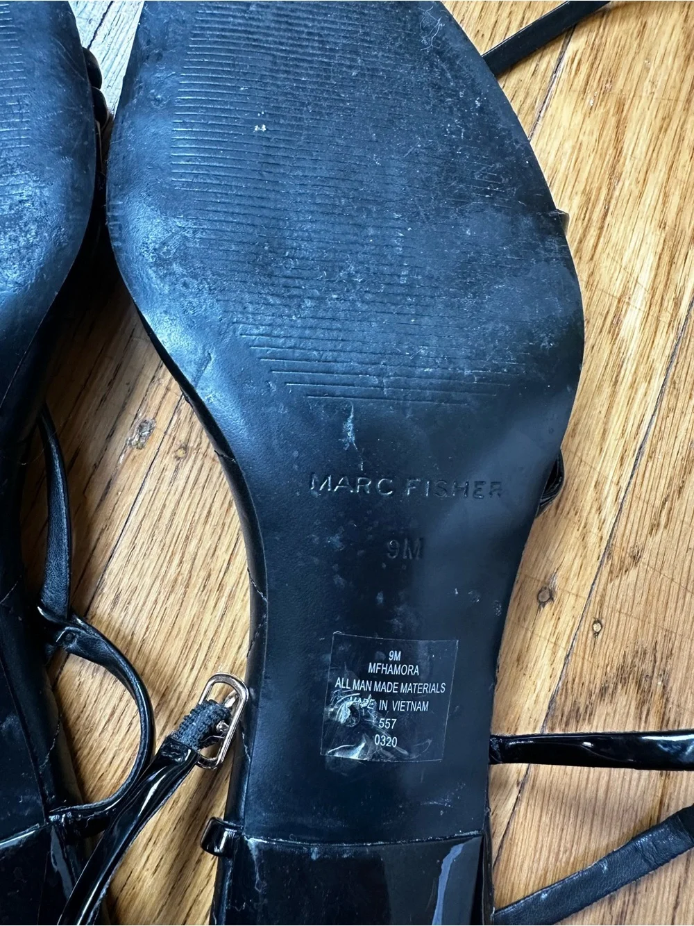 Marc fisher Hamora Sandal
